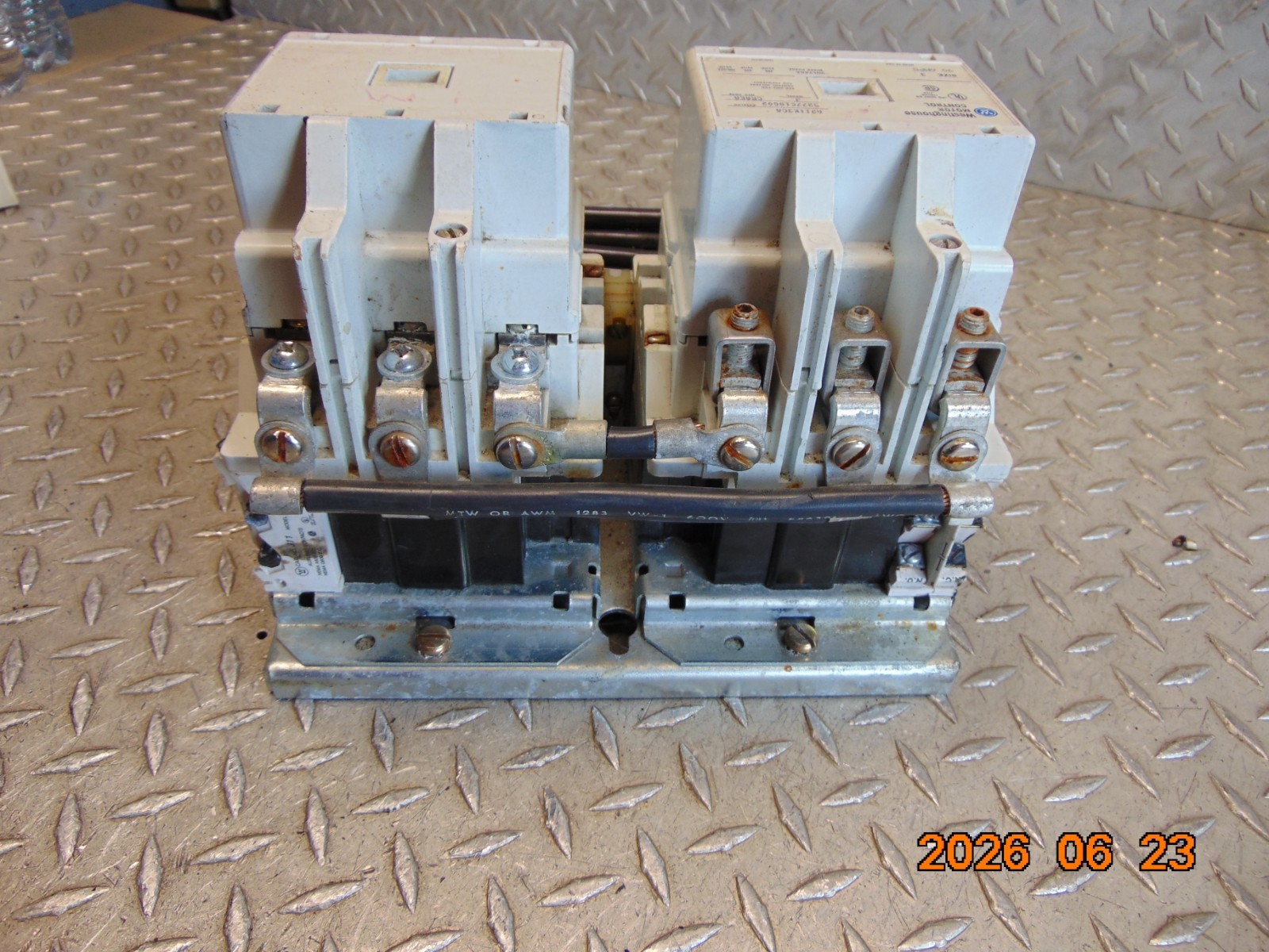 WESTINGHOUSE A211K3CA SIZE 3 90A REVERSING MOTOR CONTROL CONTACTOR