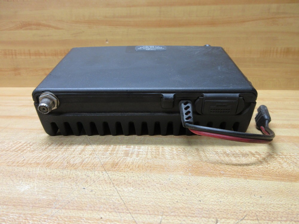 Motorola M33DGC00A2AA Radius Mobile Radio SM50