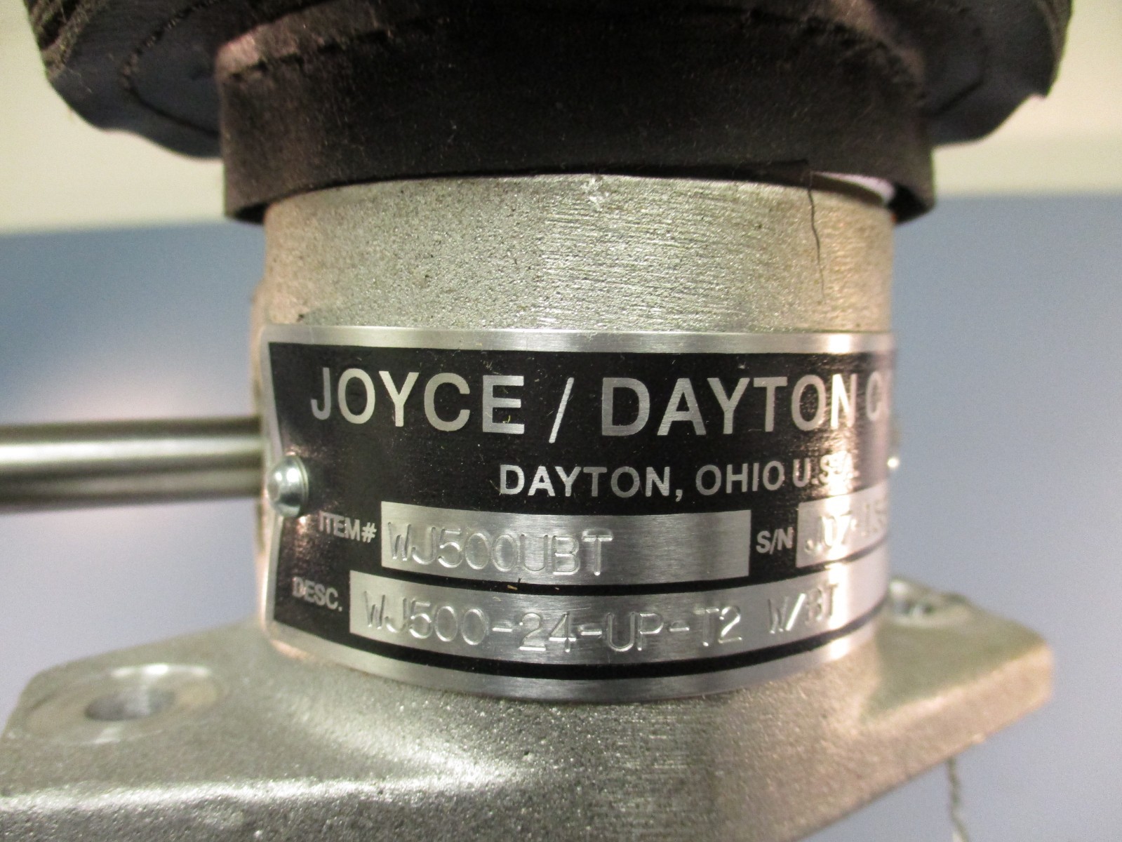 Joyce/Dayton WJ500UBT Machine Screw Jack 24″ Stem, Mechanial Upright Actuator