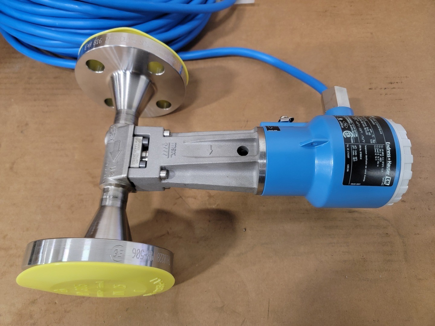SURPLUS NEW ENDRESS+HAUSER 72FRF 72FRF-SL1DA5NFB4AW Vortex Flowmeter, E+H