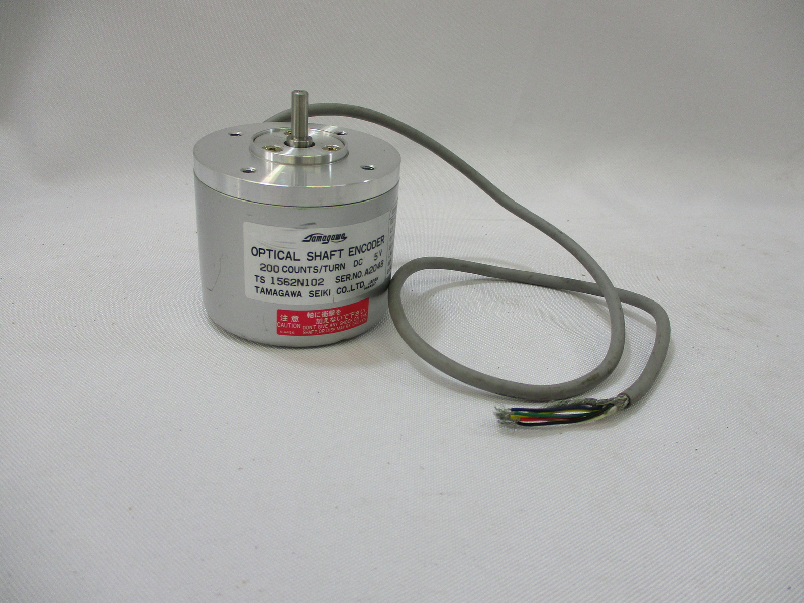 *NEW* TAMAGAWA SEIKI TS 1562N102 OPTICAL SHAFT ENCODER 200 COUNTS/TURN DC 5V