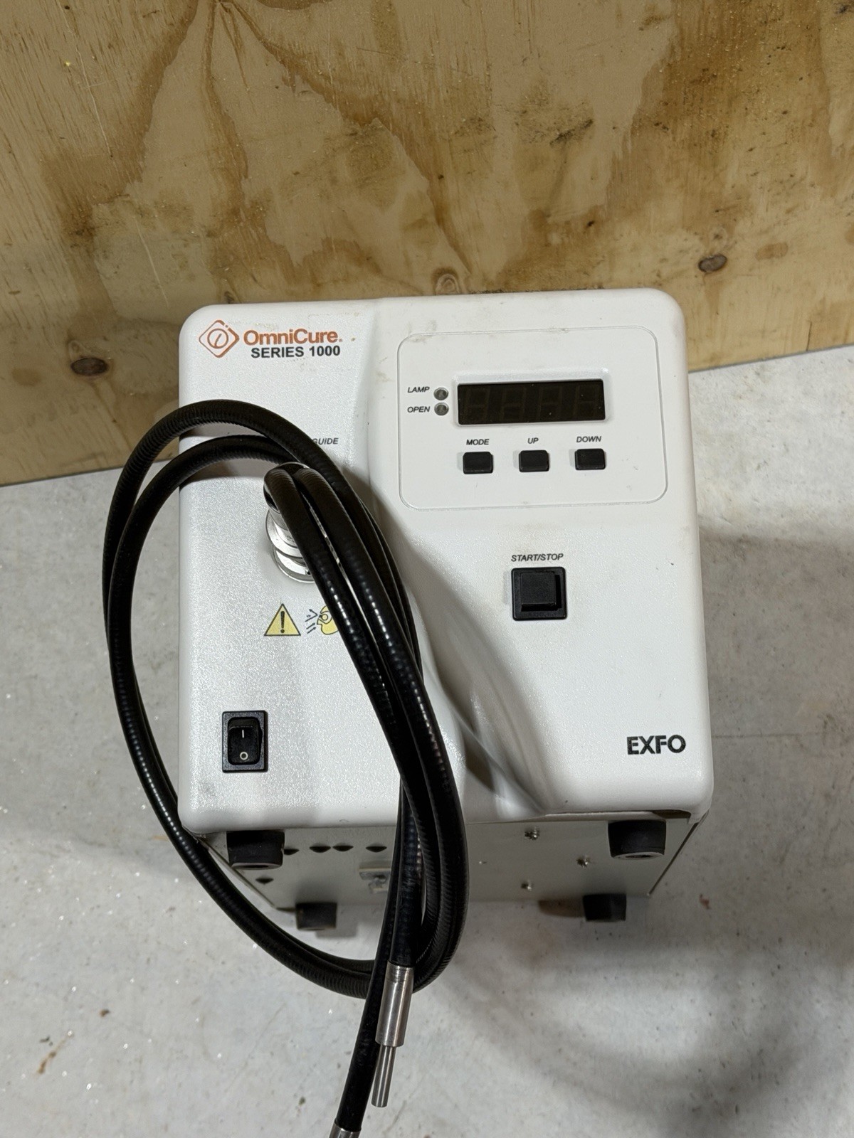 Omnicure Series 1000 S1000-1B 320-500nm Light