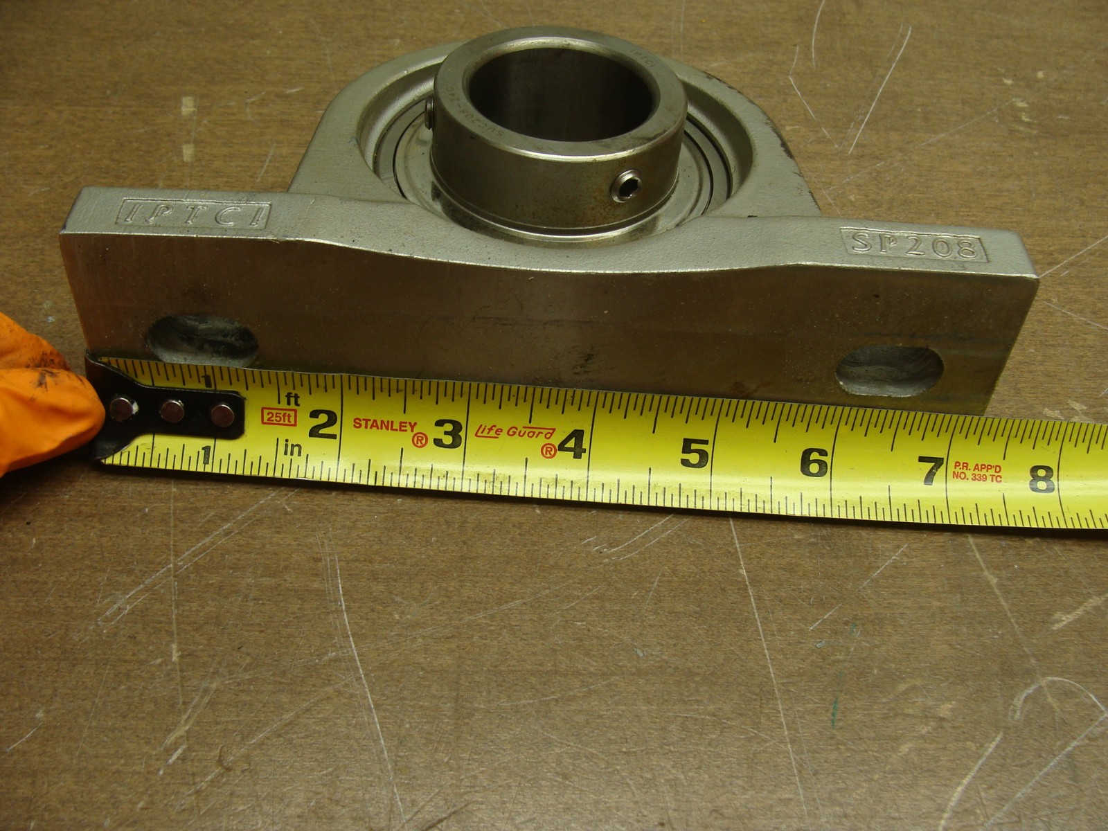 IPTCI STAINLESS STEEL PILLOW BLOCK SP208 W/BEARING SUC208-24C 1.5″ BORE
