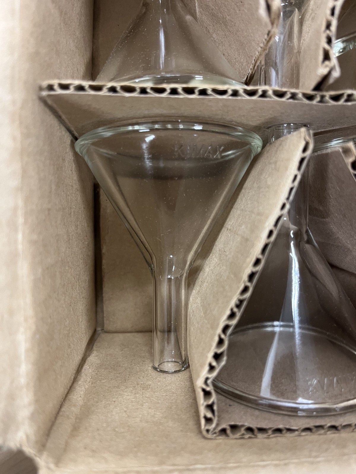 Kimble – Glass Round Powder Filling Funnel, 1.5″ Stem, 60mm Diameter (29020-60)