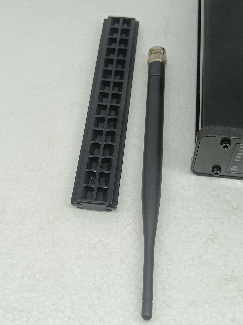 LINE6 XD V75 Handheld Wireless Microphone Receiver only