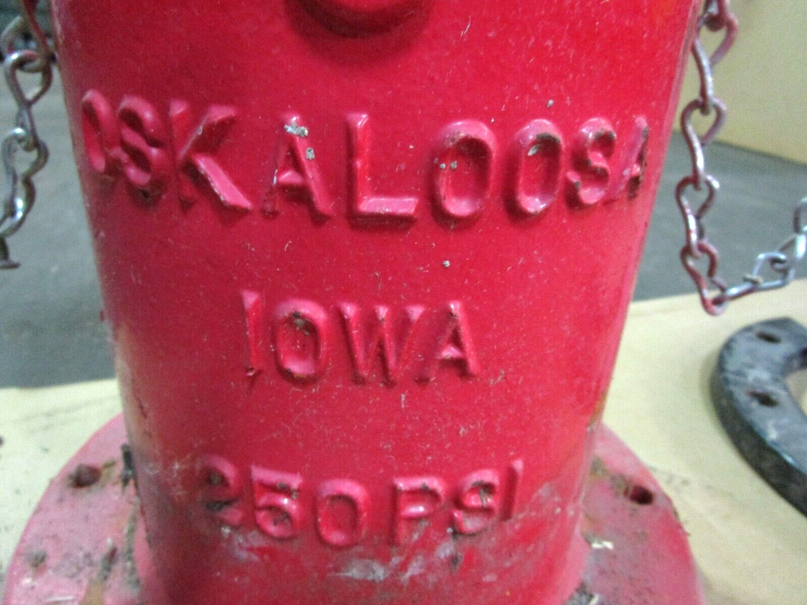 Clow Fire Hydrant 4-1/2 Oskaloosa Iowa 250 PSI 47973WIS