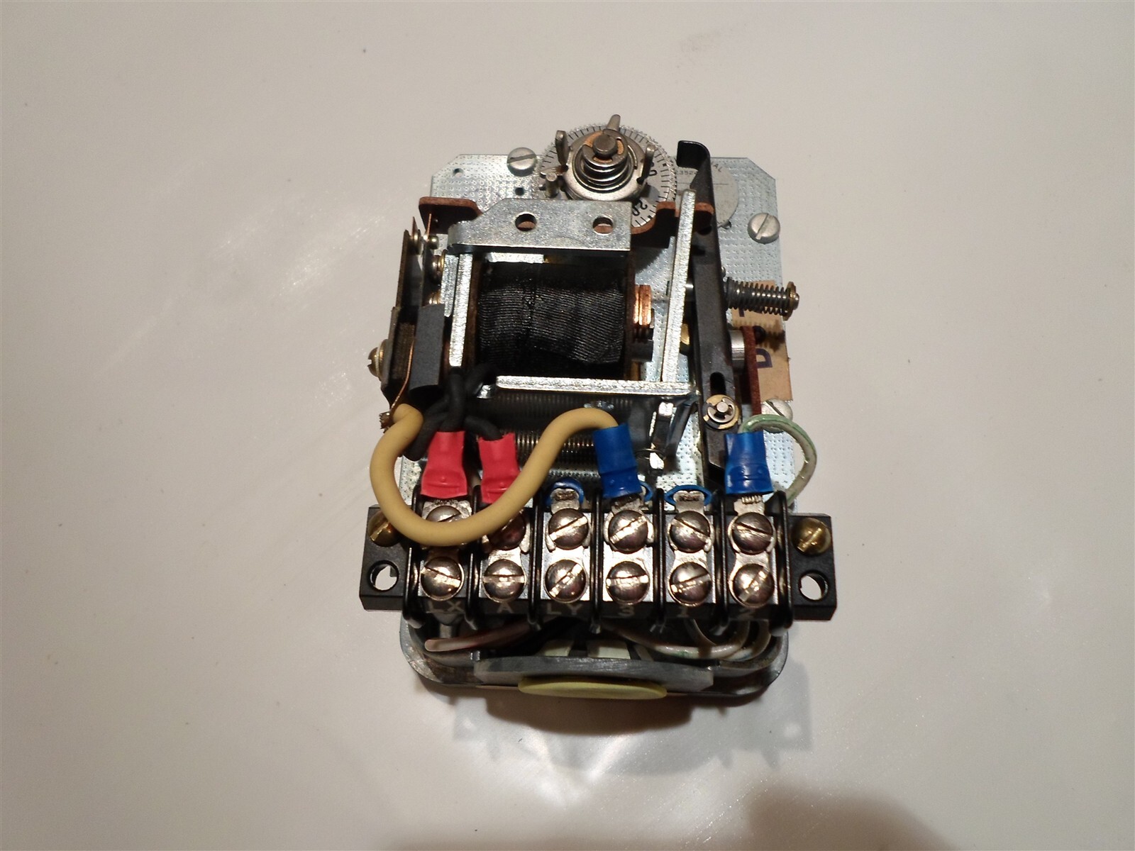 Eagle Signal Model: HD33A621 Timoflex Reset Timer 120 Volt, 60 Hz, Time 55 Sec