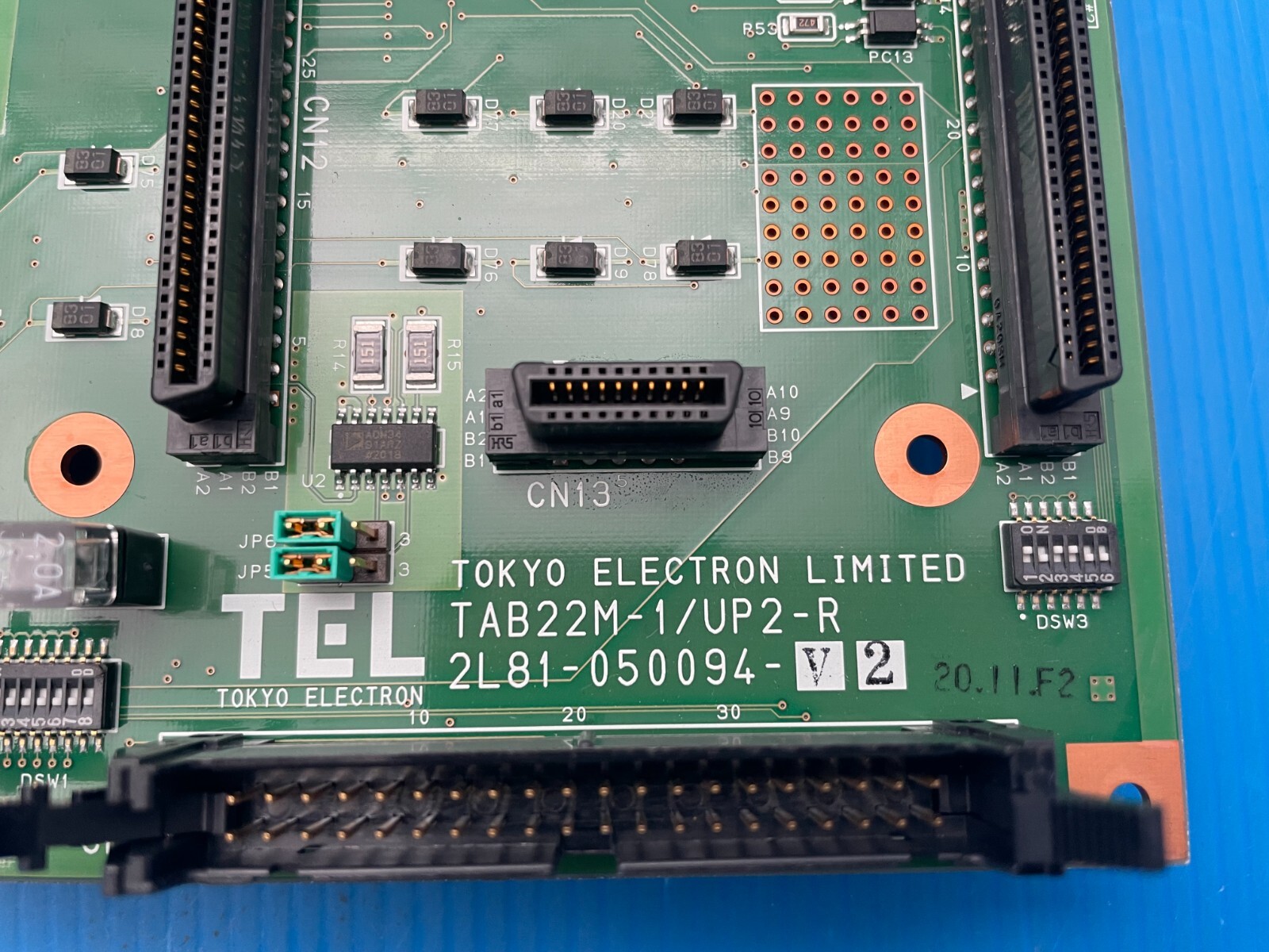 TEL Tokyo Electron 2L81-050094-V2 TAB22M-1/UP2-R