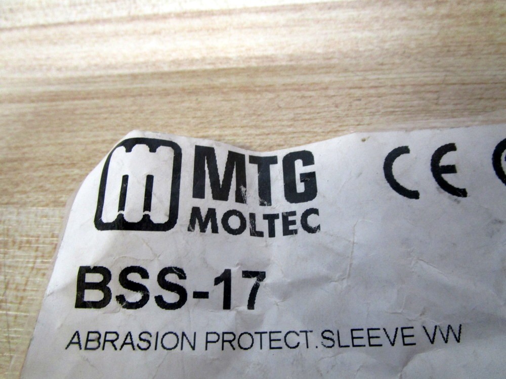 MTG Moltec BSS-17 Abrasion Protection Sleeve (Pack of 19)