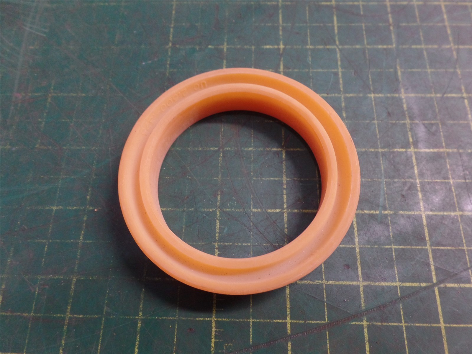 GENUINE TROJAN O&K 10670070000 WIPER SEAL ASSEMBLY, TEREX 10-670070000, N.O.S