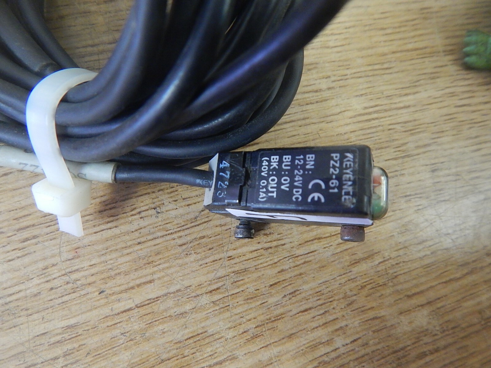 Keyence PZ2-61 Sensor 4723 154″ Long “F” *FREE SHIPPING*