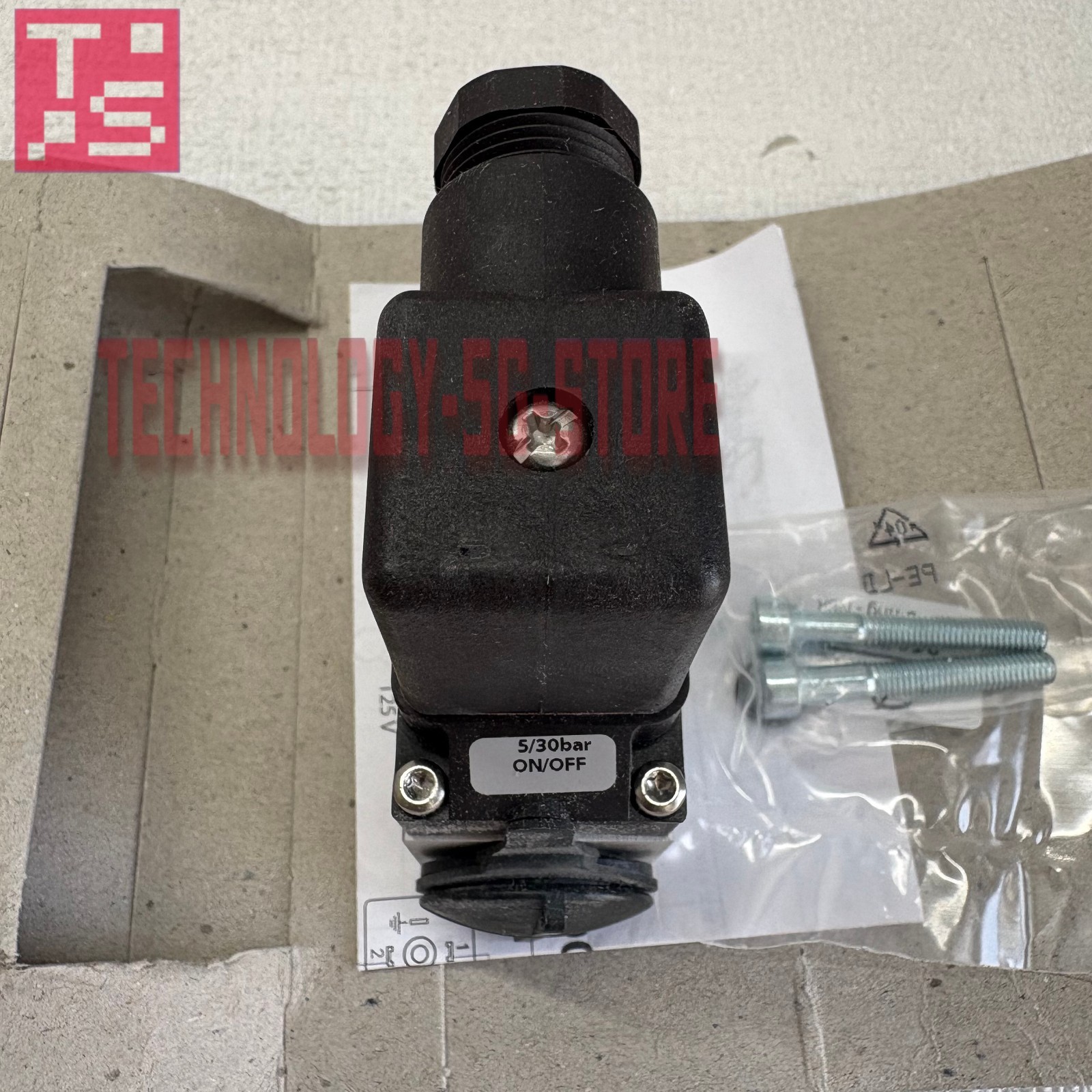 #1pcs new Danfoss 061B000366 MBC5100 pressure sensor