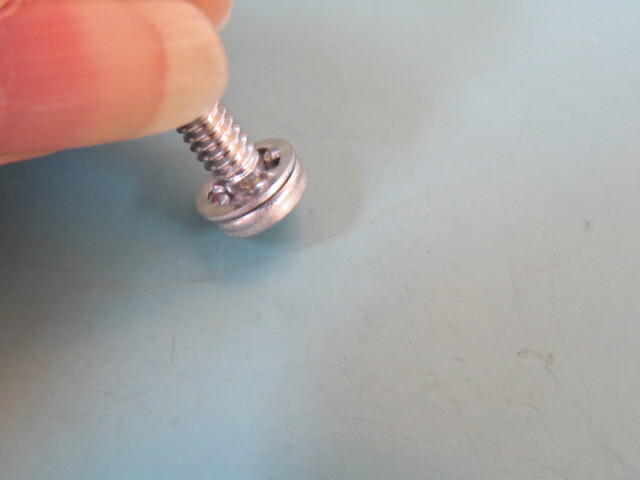 McMasters Carr 95345A051 Qty of 300 per Lot 18-8 Stainless Steel Pan Head Screw