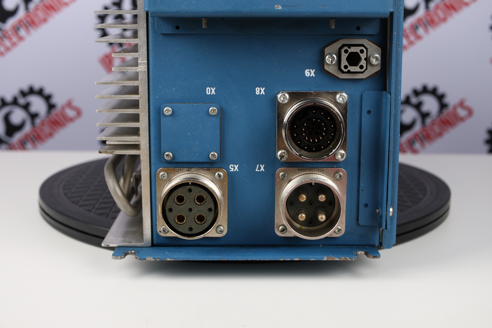 INDRAMAT DDC 1.1 K100A-DA01-00 / DSM 2.1-C11-01.RS (266) (COMPACT CONTROLLER)