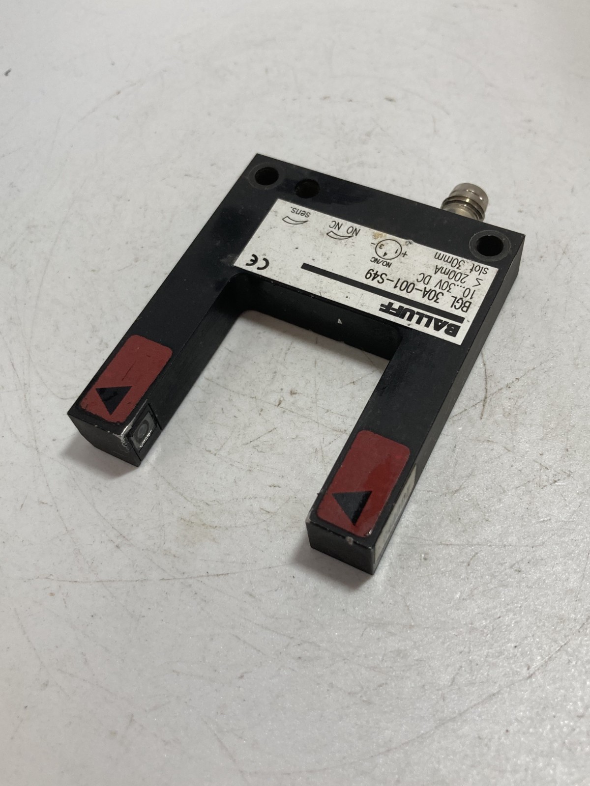 BALLUFF BGL 30A-001-S49 PHOTOELECTRIC SENSOR 10-30VDC 200MA NO/NC SLOT 30MM