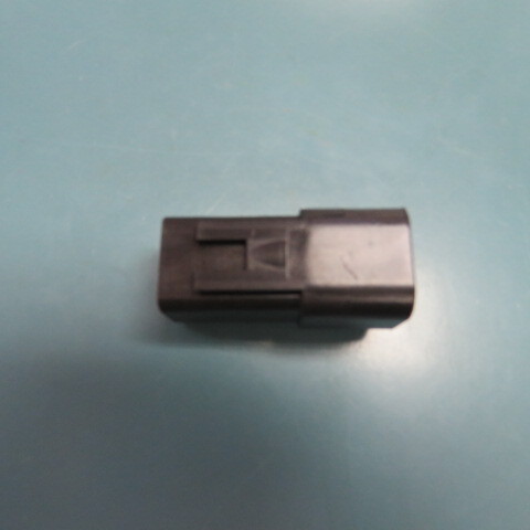 TE / DEUTSCH DT04-6P-E004 Qty of 5 per Lot 6 position Rectangular Connectors