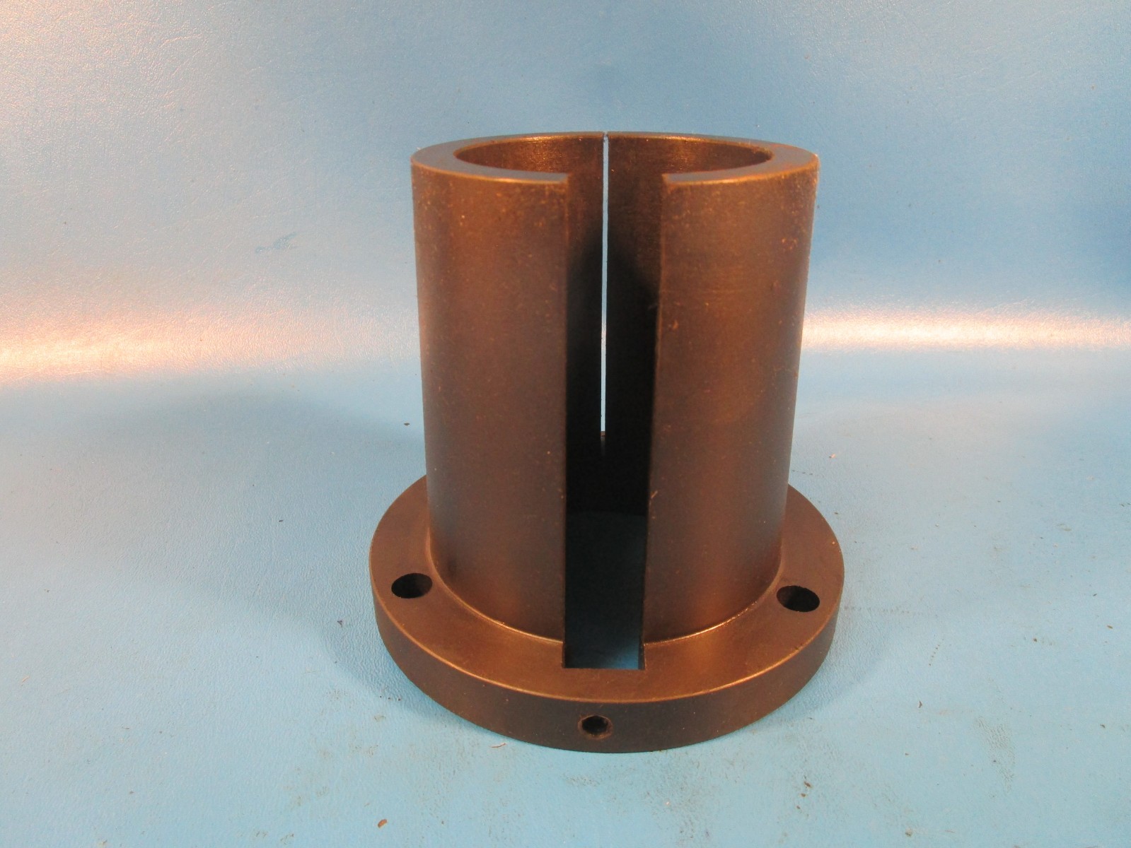 Martin R2 2 15/16, Split Taper Bushing, 2-15/16 in Bore, 5.3750″ Flange OD, 4.87