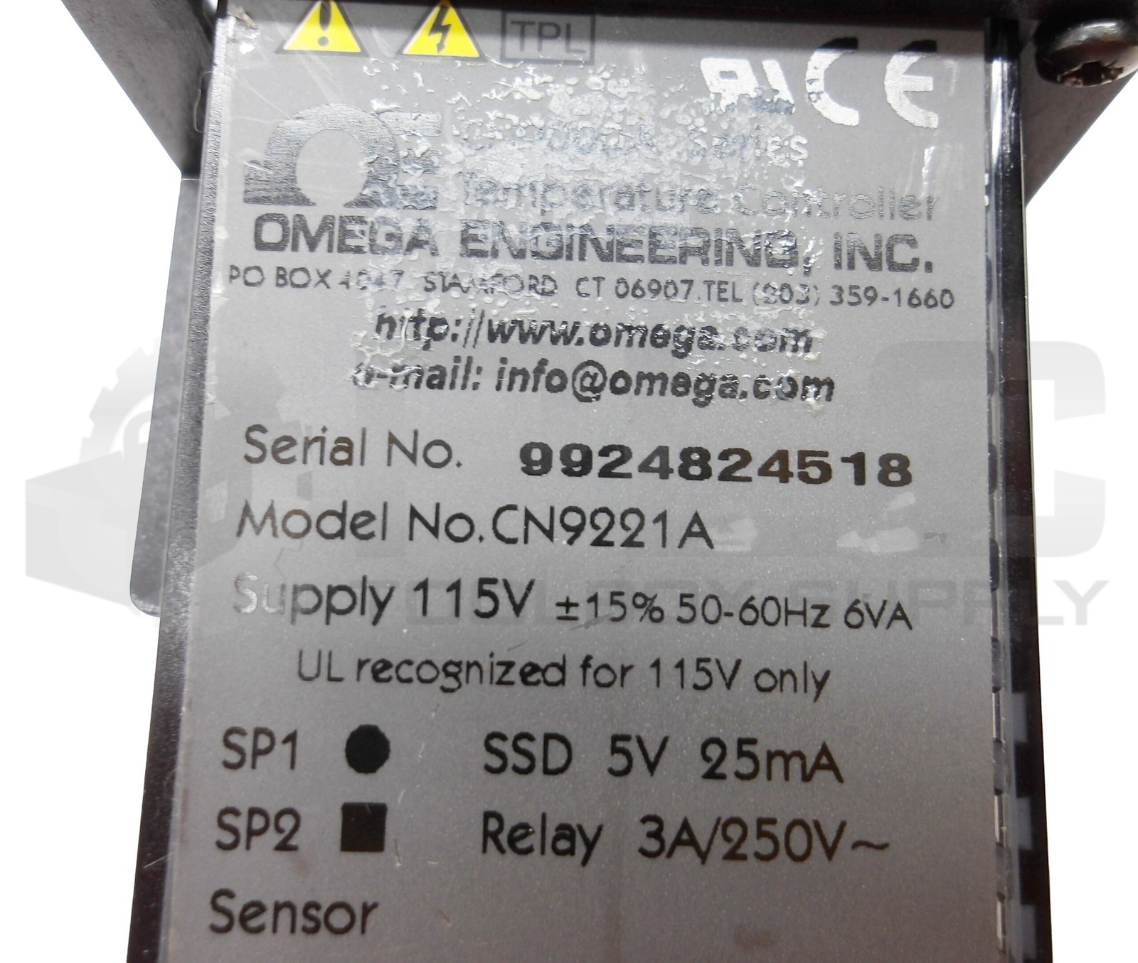 NEW OMEGA CN9221A TEMPERATURE PROCESS CONTROLLER 5V 25MA