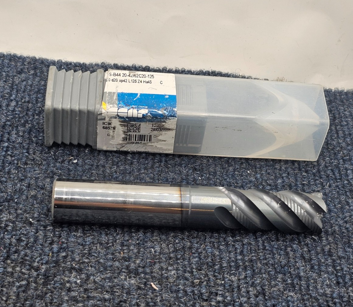 Iscar 622354 S-B44 20-42762c20-125 Square End Mill Solid Carbide