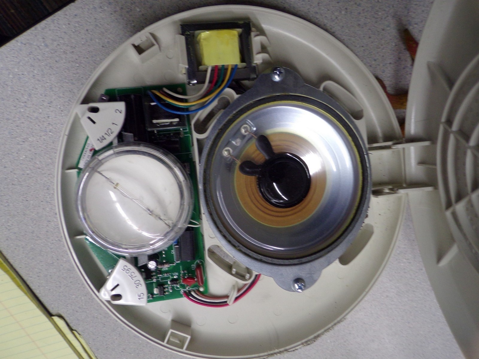 Multi CD Speaker Strobe 08031 S2813-11M7 *FREE SHIPPING*