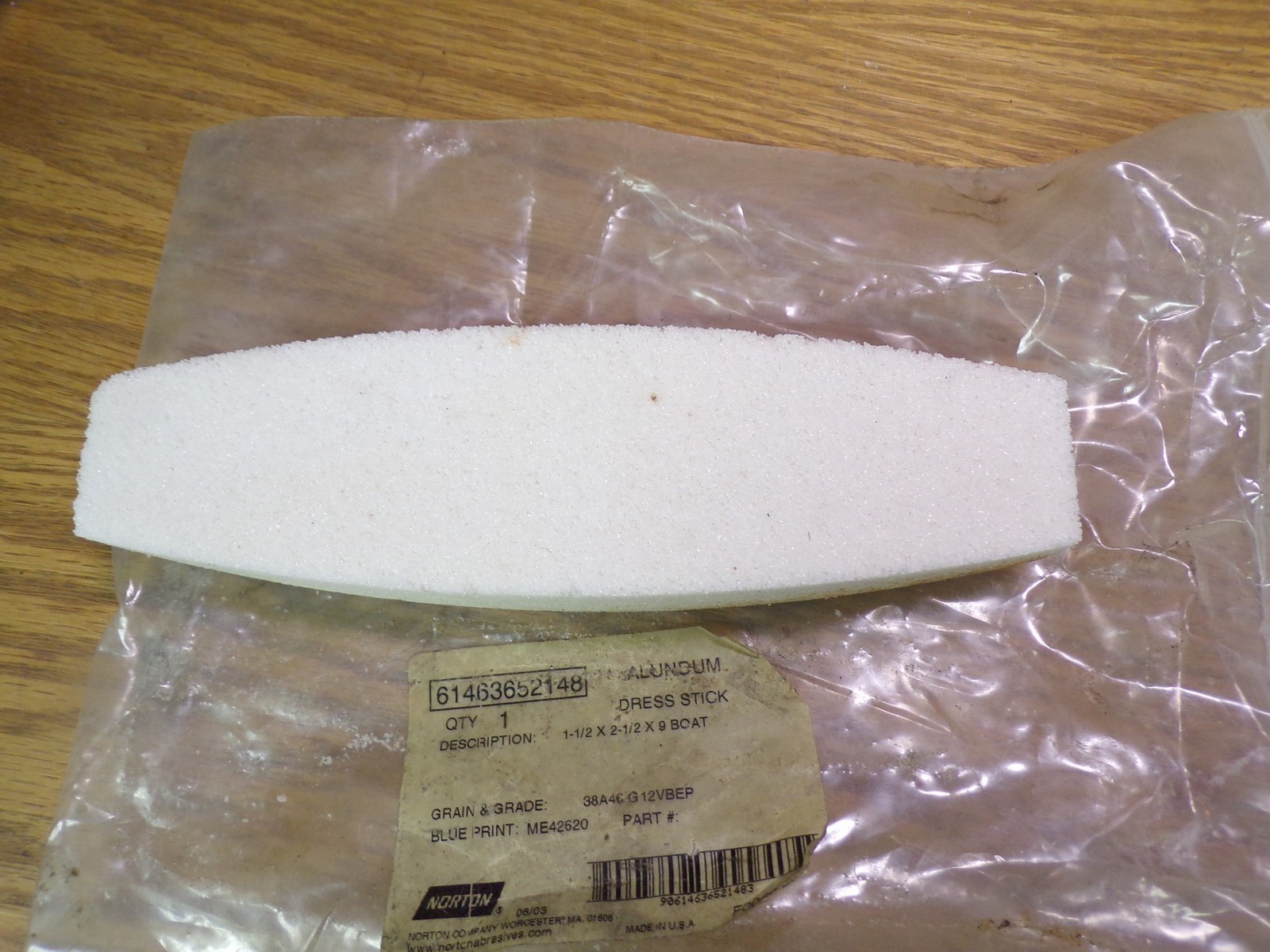 NEW Norton 61463652148 1-1/2″ x 2-1/2″ x 9″ Boat Dress Stick *FREE SHIPPING*