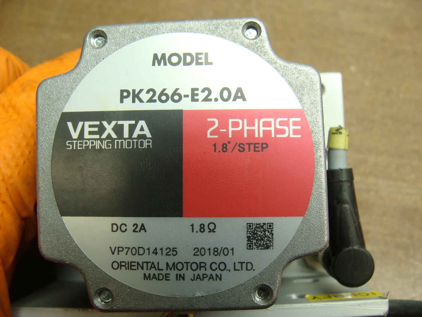 ORIENTAL MOTOR CO VEXTA STEPPING MOTOR 2 PH 1.8°/STEP PK266-E2.0A 2A DC 1.8Ω