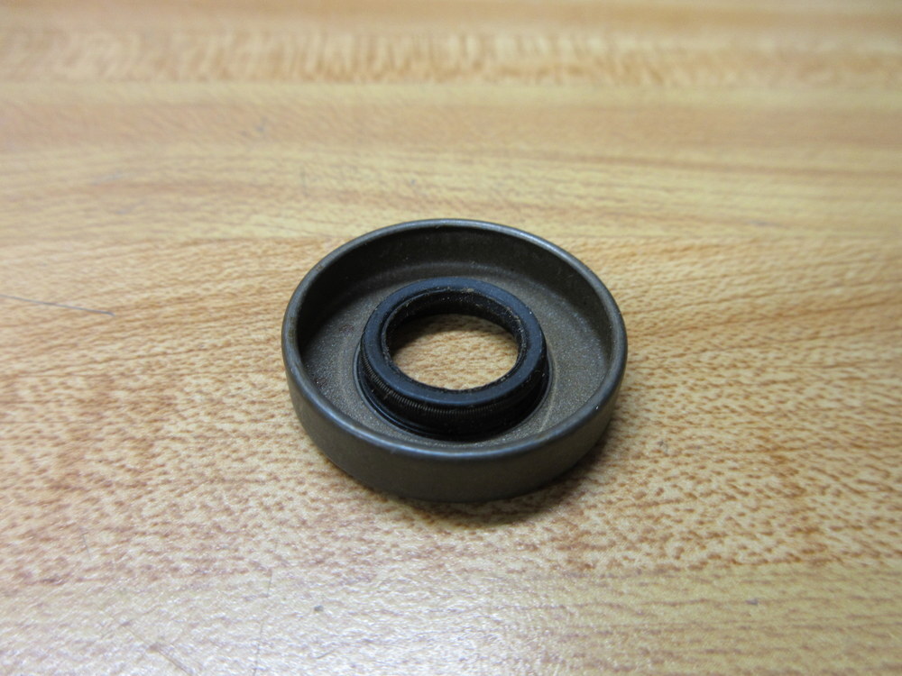 Chicago Rawhide 5068 SKF Oil Seal CR 5068
