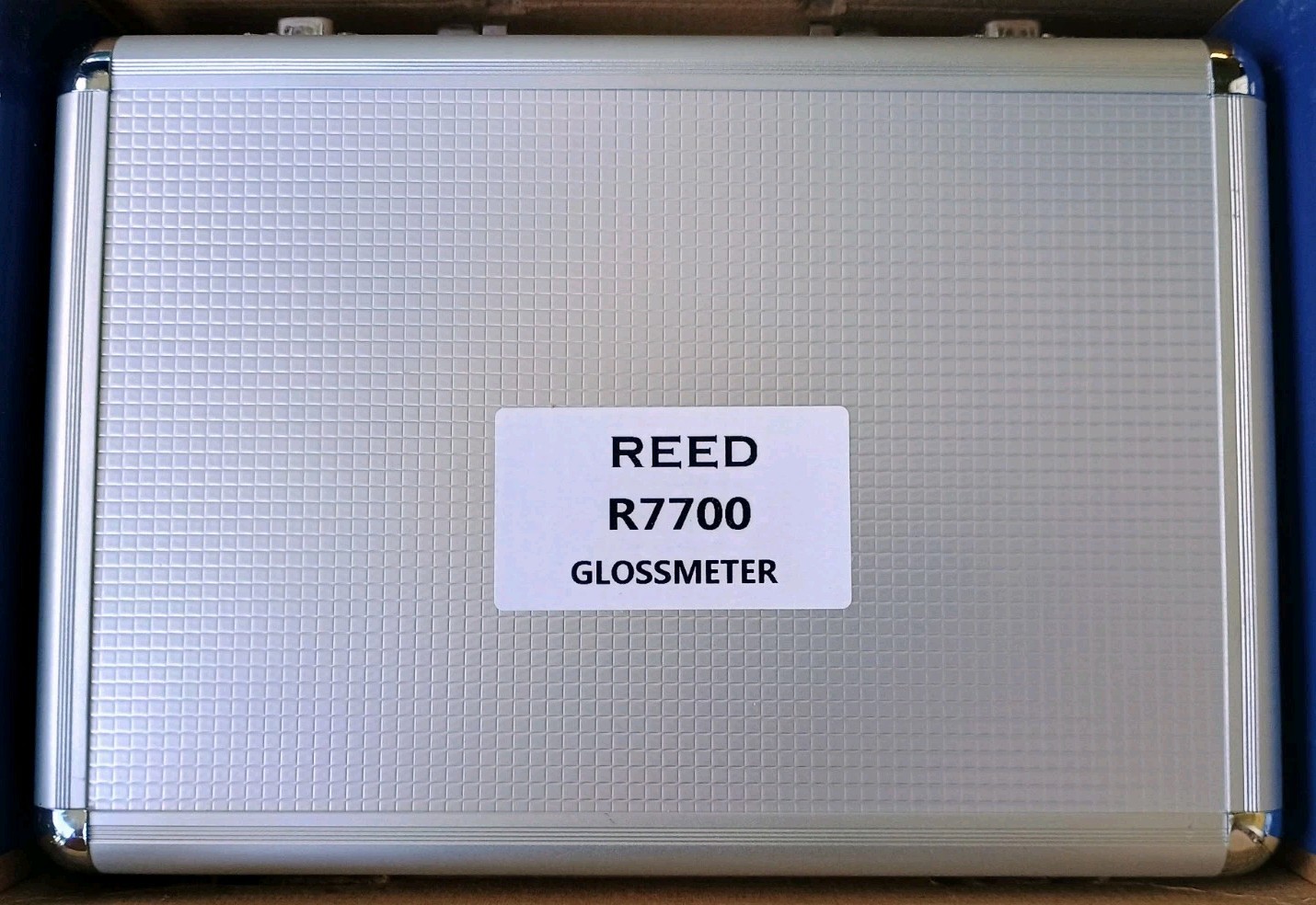 REED Instruments R7700 Gloss Meter, 3-Angle (20/60/ 85°)