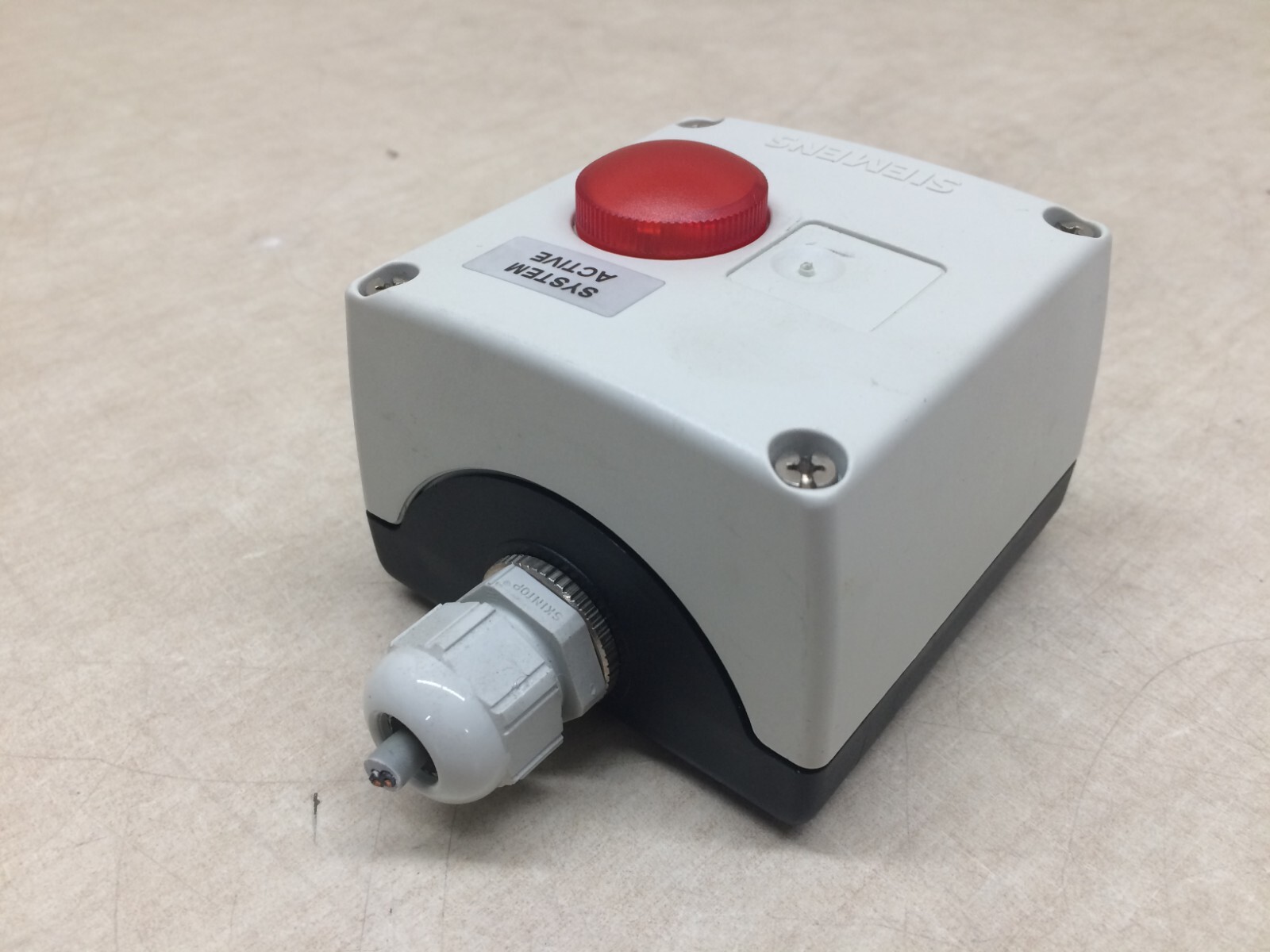 SIEMENS Lamp Module 3SB3420-1A IEC 60947-5-1 3 SB 38 System Active Light