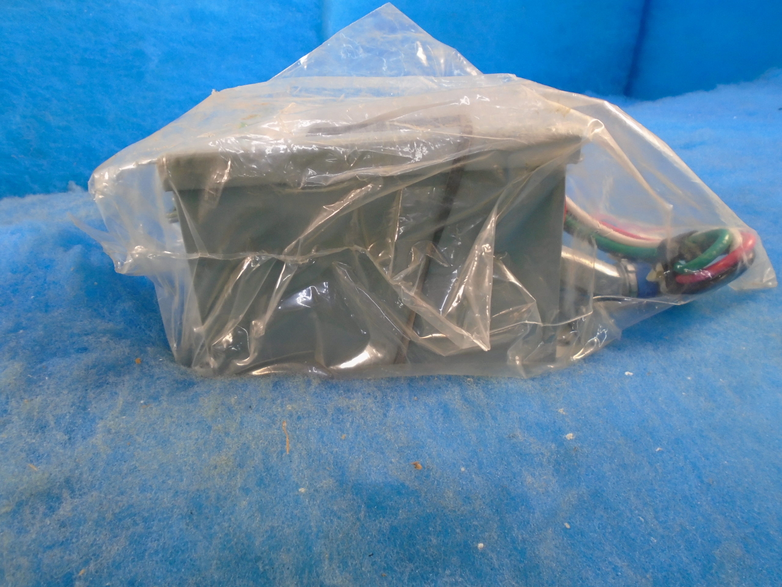 DITEK SURGE PROTECTOR DTG-240-3D 240V 50/60HZ 1YR WARRANTY