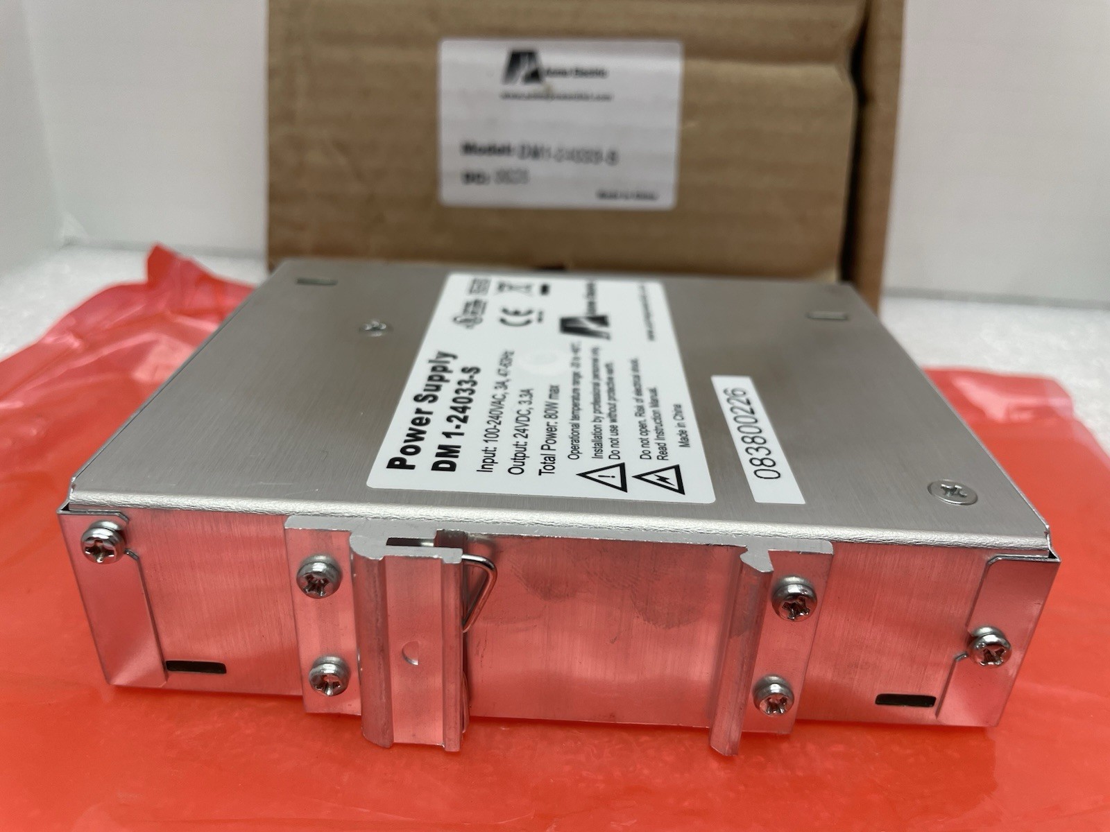 NEW ACME DM124033S POWER SUPPLY 100-240VAC 3A 47-63Hz 24VDC 3.3A 80 WATT