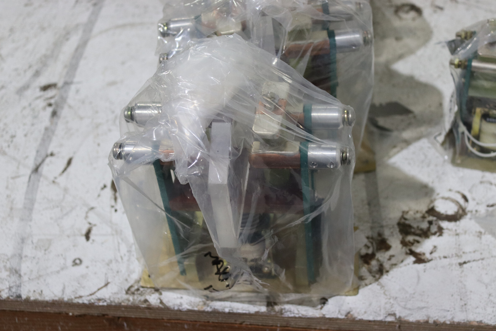 NEW Ross HV Relay E25-2PNU-25-0-84-CHABJ
