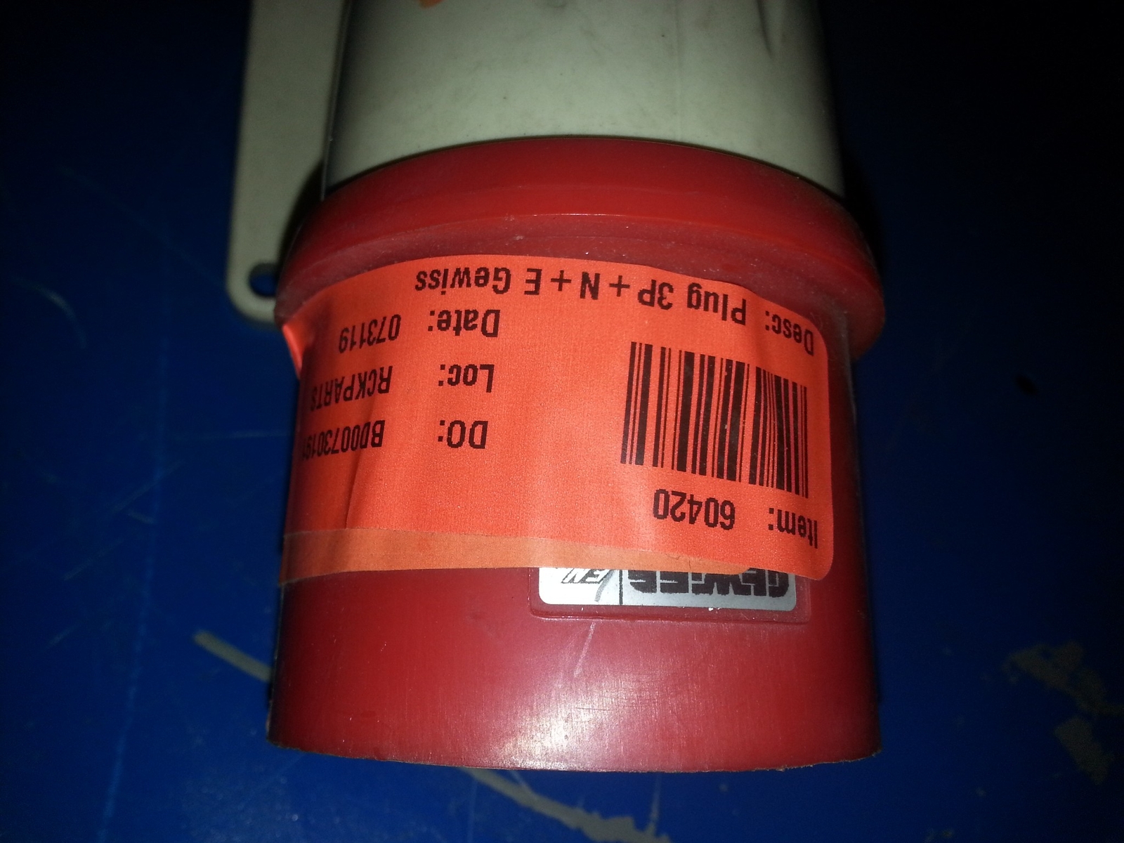 GEWISS PLUG 3P+N+E32A SURFACE MOUNTED GW 60 420