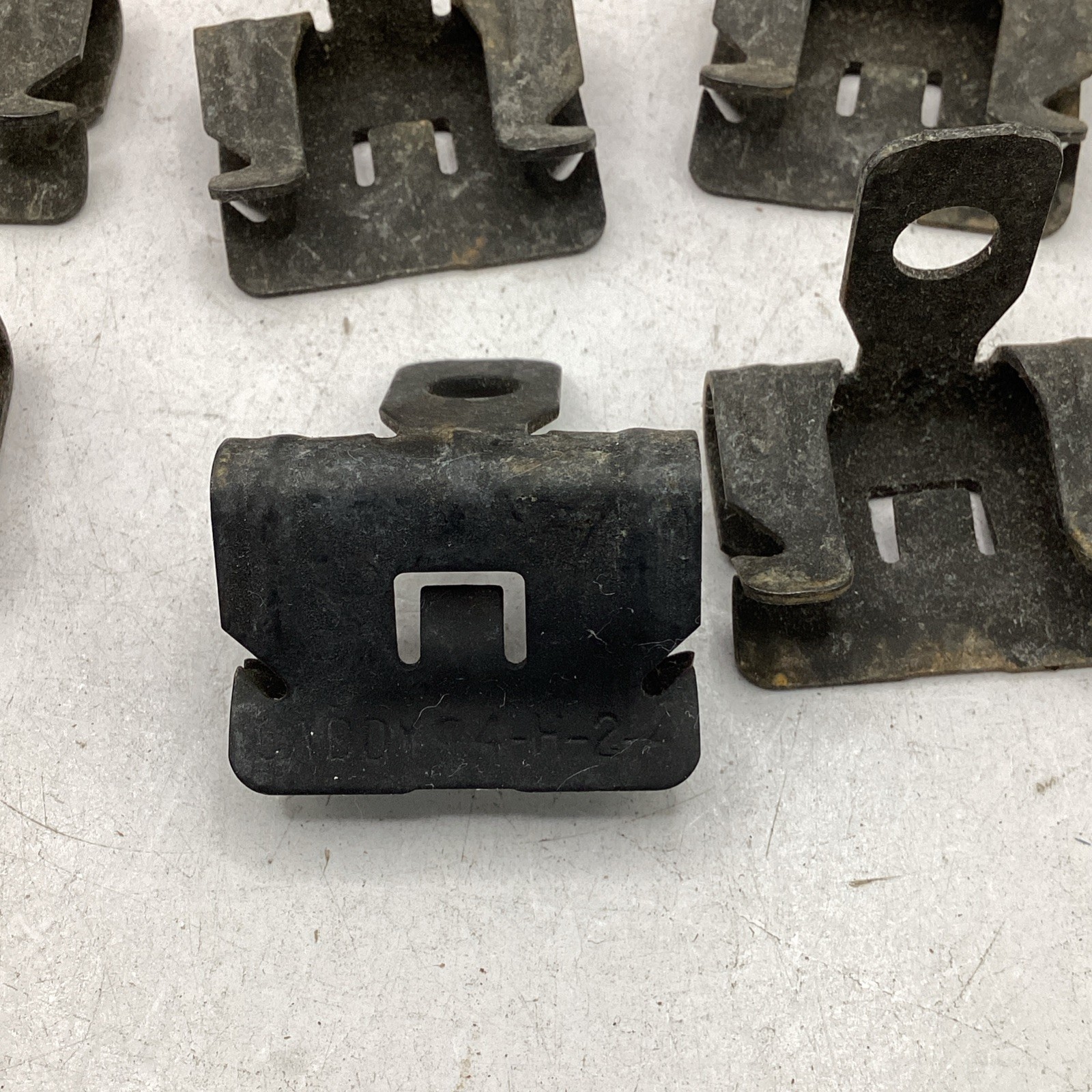 CADDY BEAM FLANGE CLIPS 4H24 (LOT OF 20)