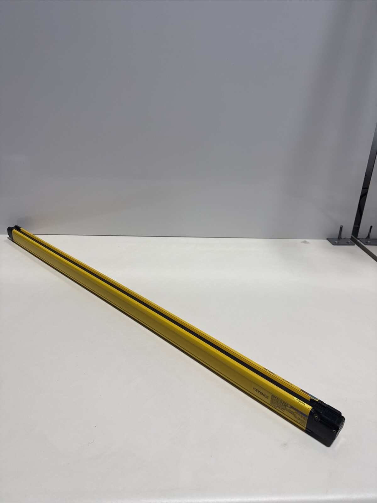 Keyence Safety Light Curtain – GL-R24L-R – GL-R24L-T
