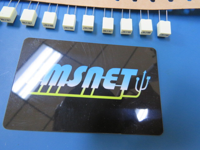 KEMET/ARCOTRONICS R82EC3330DQ70J Qty of 100 per Lot 0.33 �F Film Capacitor 63V