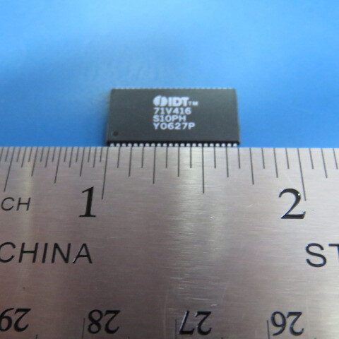 IDT IDT71V416S10PH Qty of 4 per Lot IC SRAM 4MBIT 10NS 44TSOP