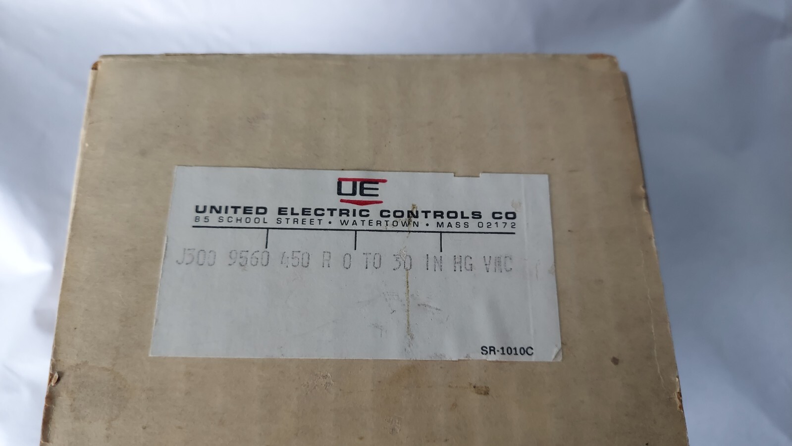 New UE United Electric J300 9560 Switch 450R 0-30″ HG Vac