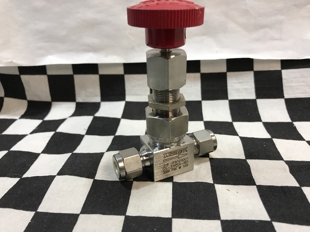 SWAGELOK Medium Flow High Pressure Metering Valve 1/4″, SS-31RS4-RD #1646B16
