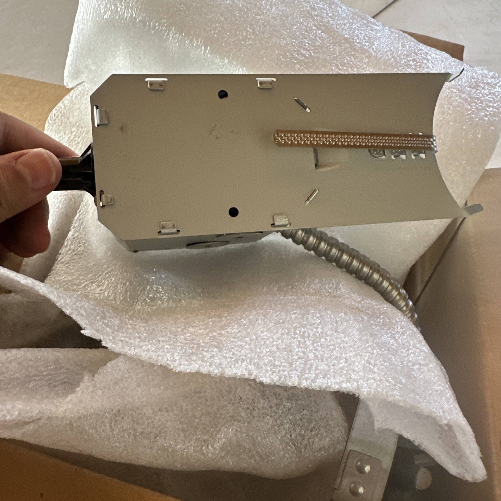 Lightolier 3 3/4″ Non-IC Frame-In Kit 2000LVRE1 NEW