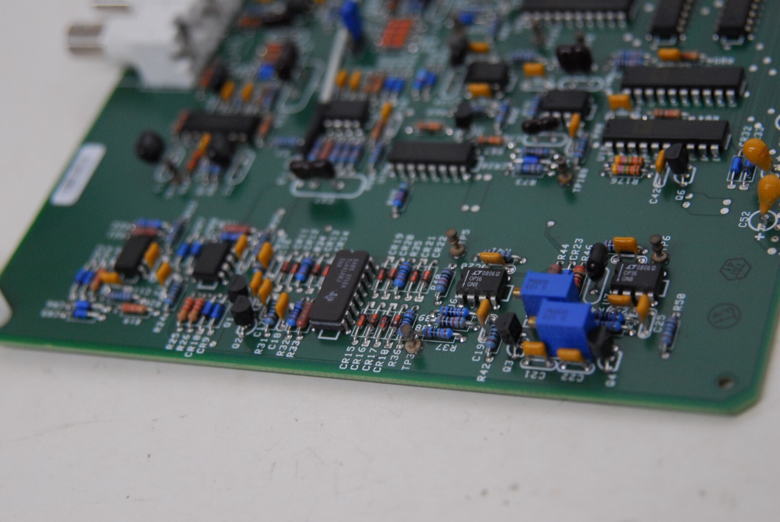 Becton Dickinson SSC/FL2 FL1/FL3 03-20128-02 REV: B Board (FACSCalibur)
