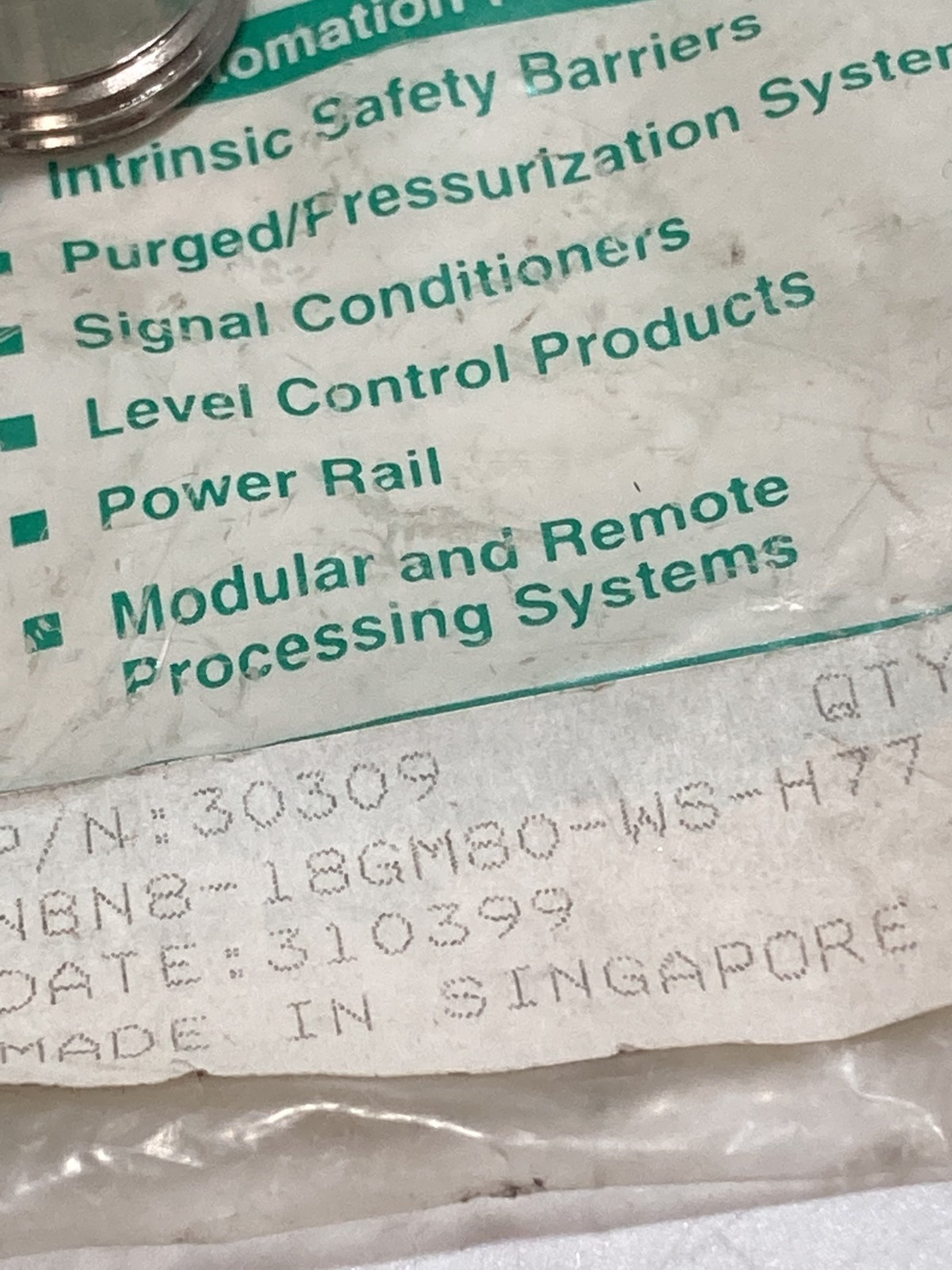 PEPPERL+FUCHS NBN8-18GM80-WS-H77 PROXIMITY SENSOR 20-250VAC 45-65HZ NIB