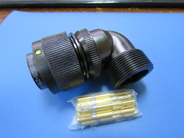 SPACECRAFT SCPBH08R20-29S-F80-142-027 Qty of 1 per Lot RECEPTACLE PLUG WITH HAL