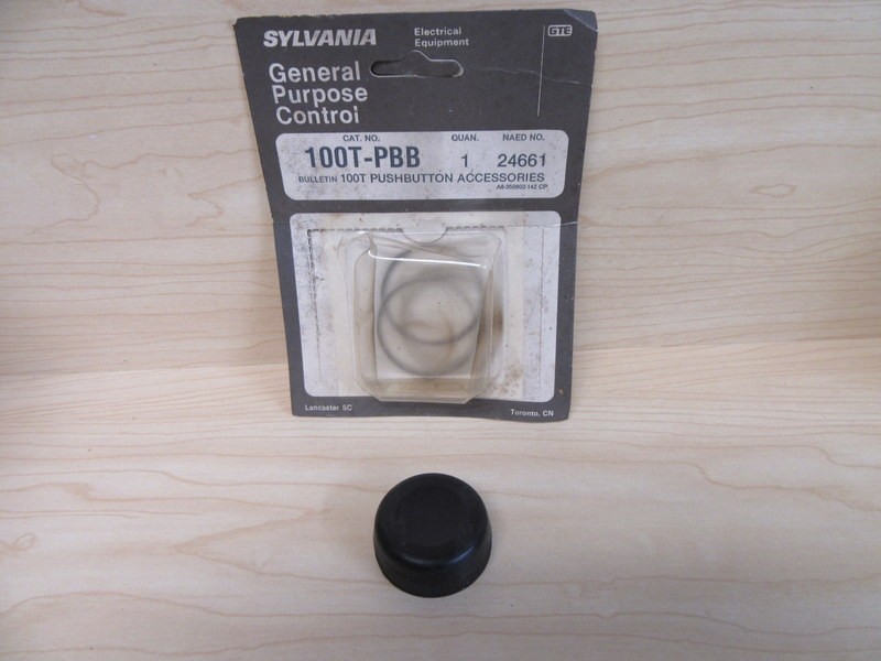 Joslyn Clark/Sylvania 100T-PBB Push Button Boot
