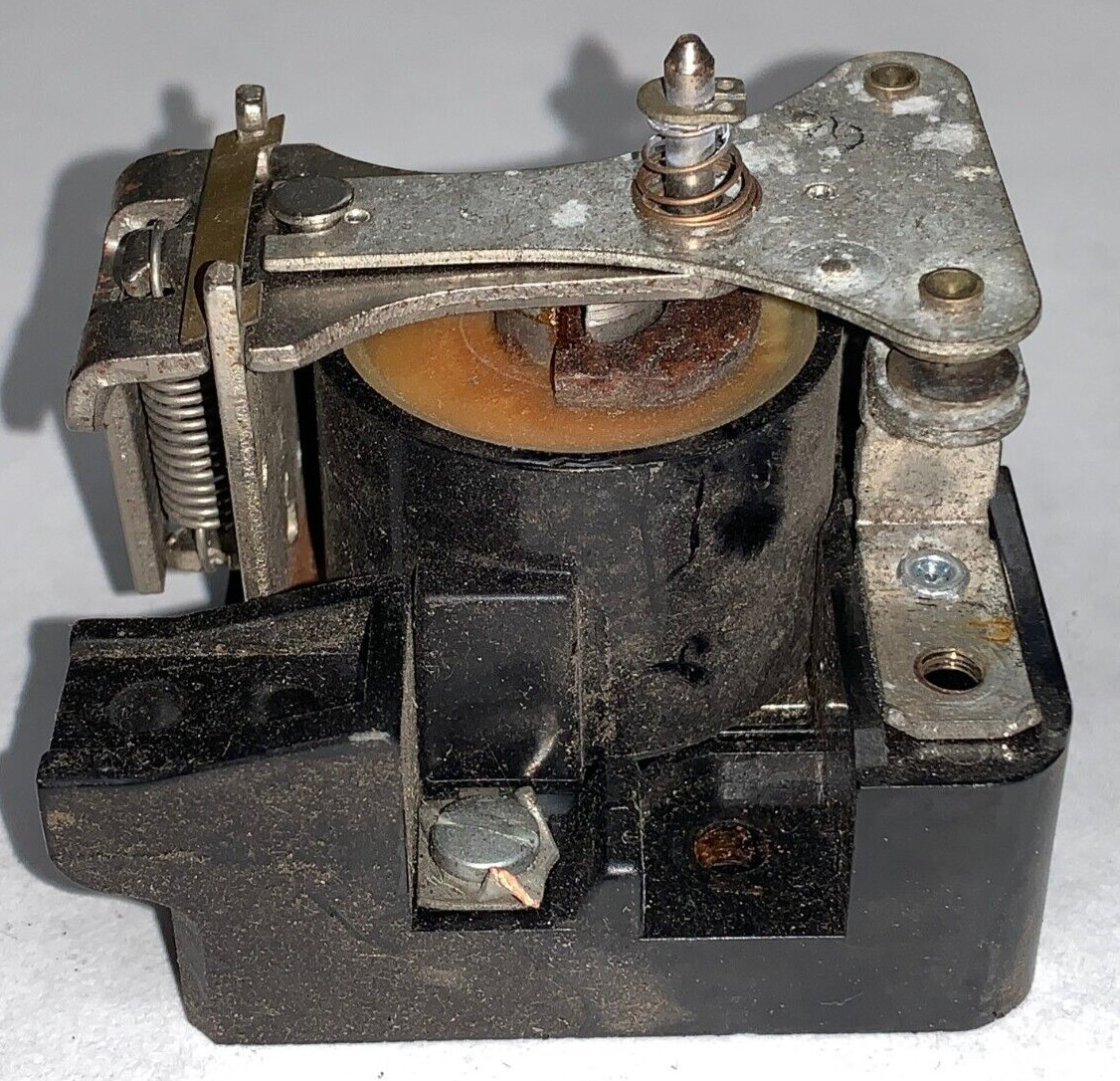 SQUARE D RELAY 8501CO6V20 SERIES B 2NO- 2NC 120VAC COIL 30 AMP 2 POLE