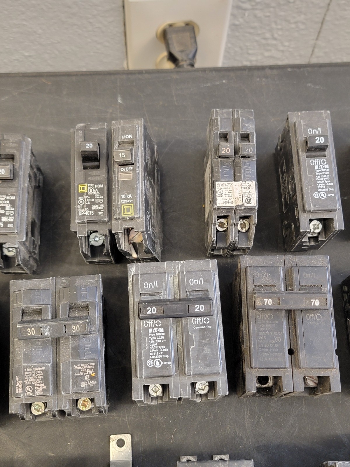 Lot of 32 Circuit Breakers Various Amps See Photos