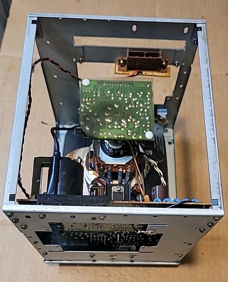 TOTOKU DISPLAY MONITOR A61L-0001-0093 MDT947B-2A MFD APRIL-1995 – Used-30 DayWty