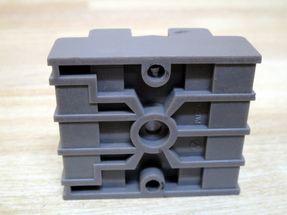 Part 222 Relay Socket (Pack of 13)
