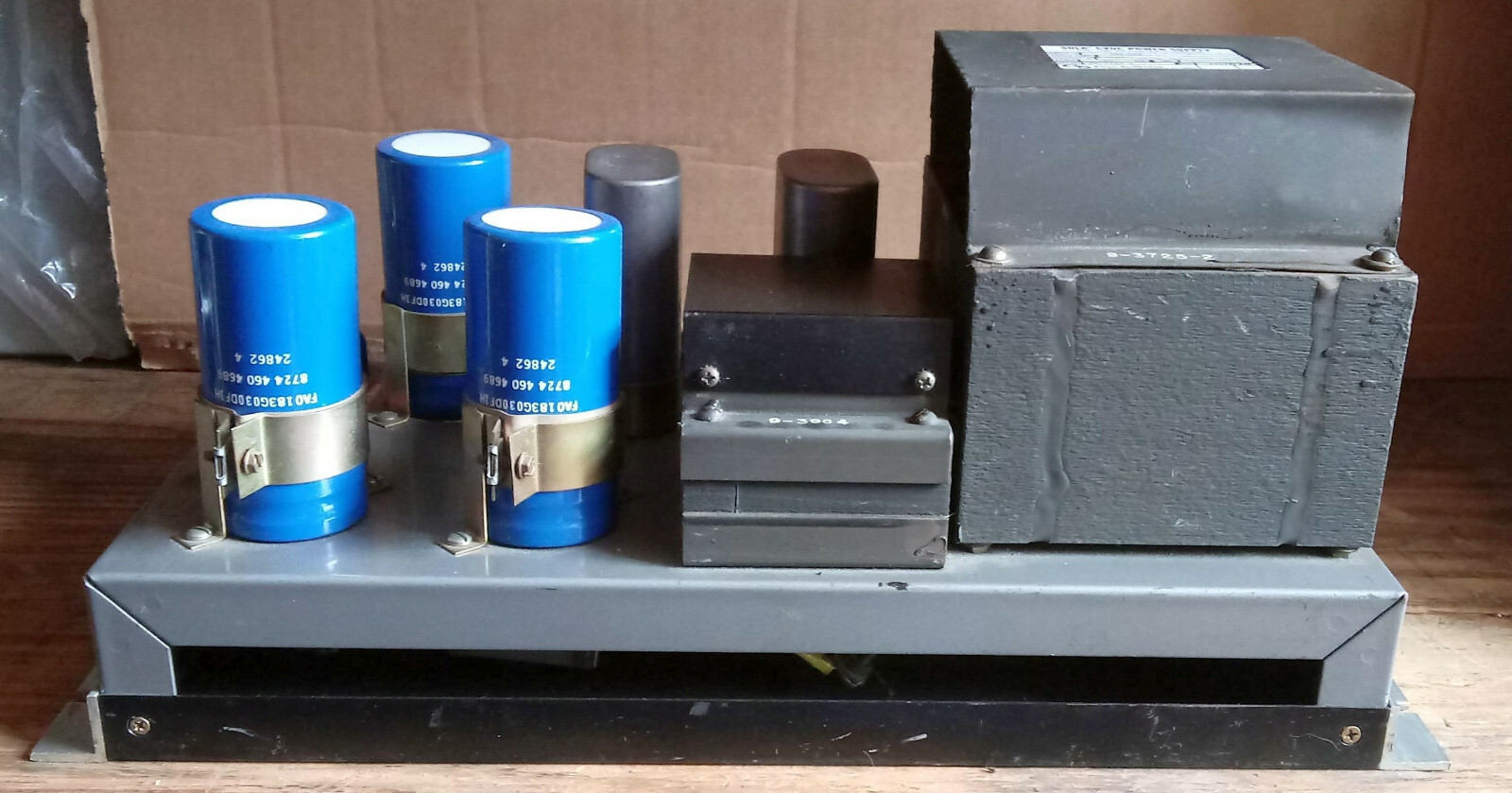 1 USED SOLA CVDC POWER SUPPLY 28-2127-1 ***MAKE OFFER***
