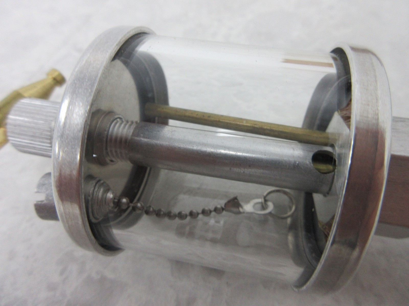 LDI INDUSTRIES RDV203-12 GRAVITY FEED RESERVOIR, Y0243
